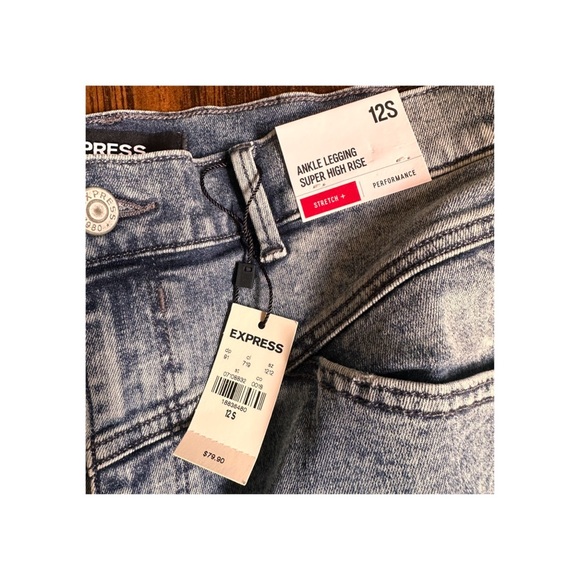 Express Ankle Legging Super High Rise Jeans - Picture 3 of 5